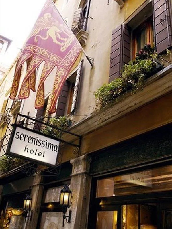 **  Hotel Serenissima Venezia Italia