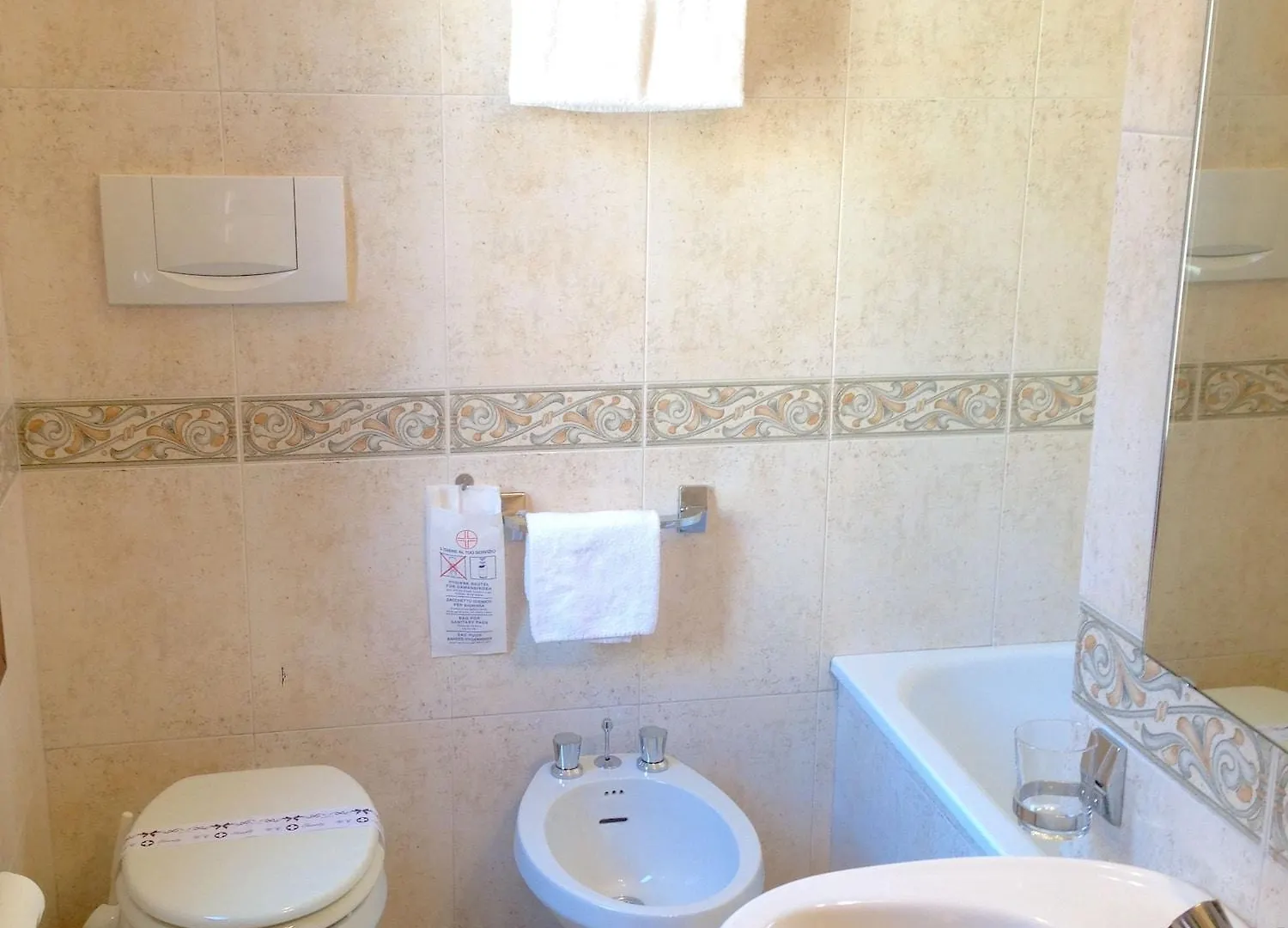 Hotel Serenissima Βενετία