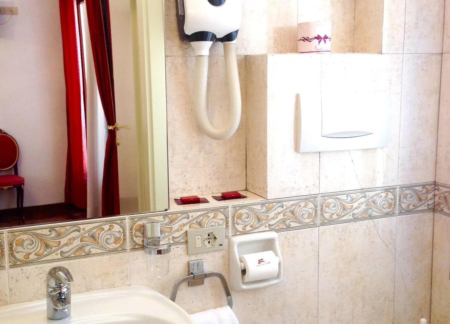 Hotel Serenissima Βενετία