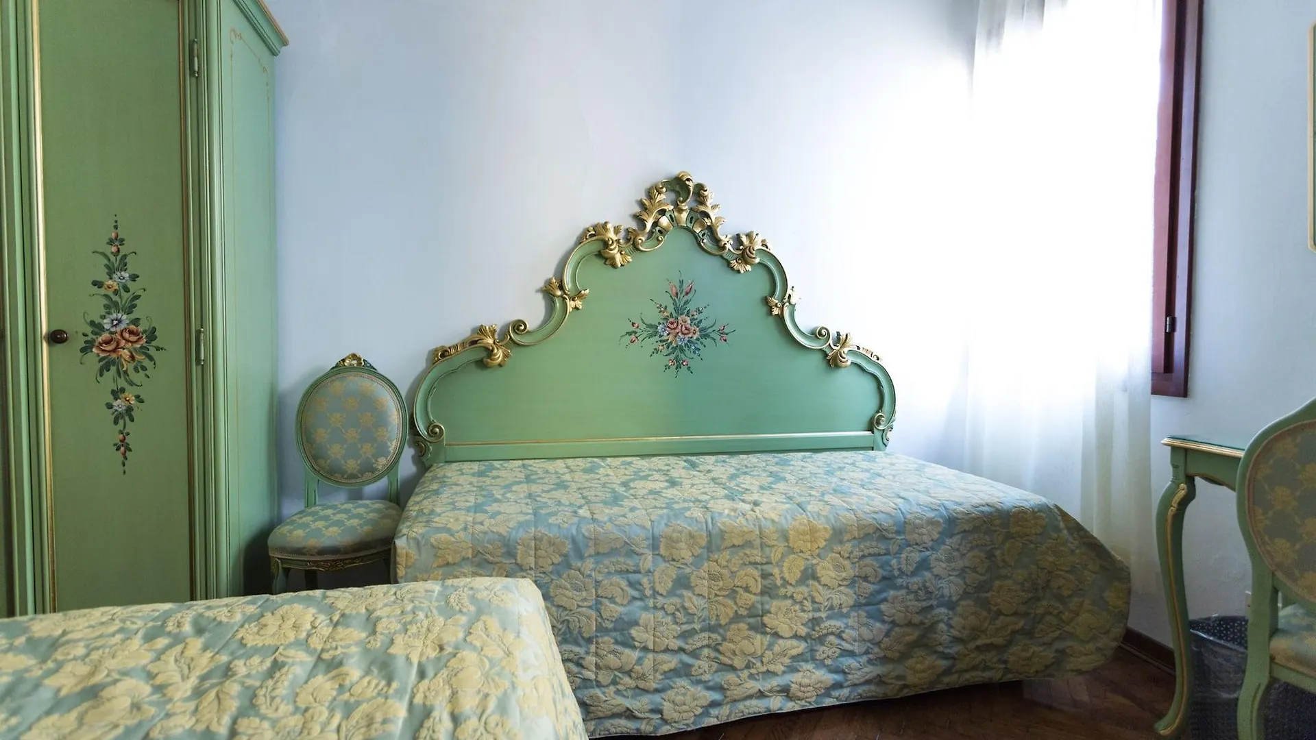 Hotel Serenissima Венеция