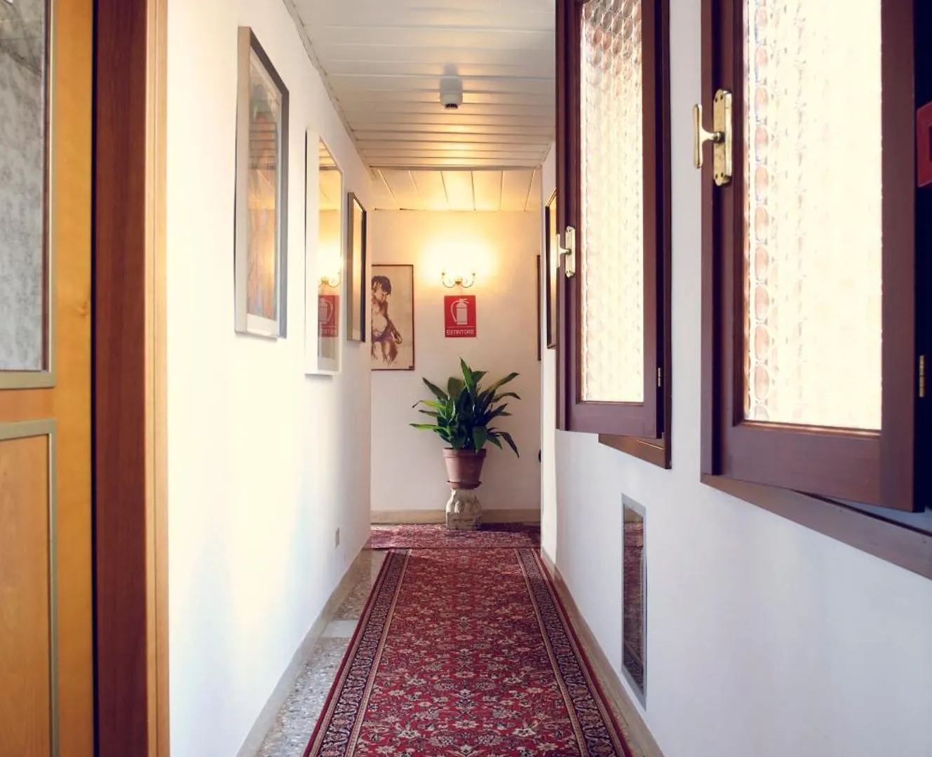 Hotel Serenissima Венеция